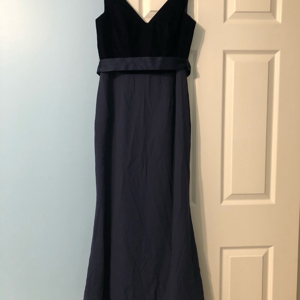 Vera Wang Formal Dress